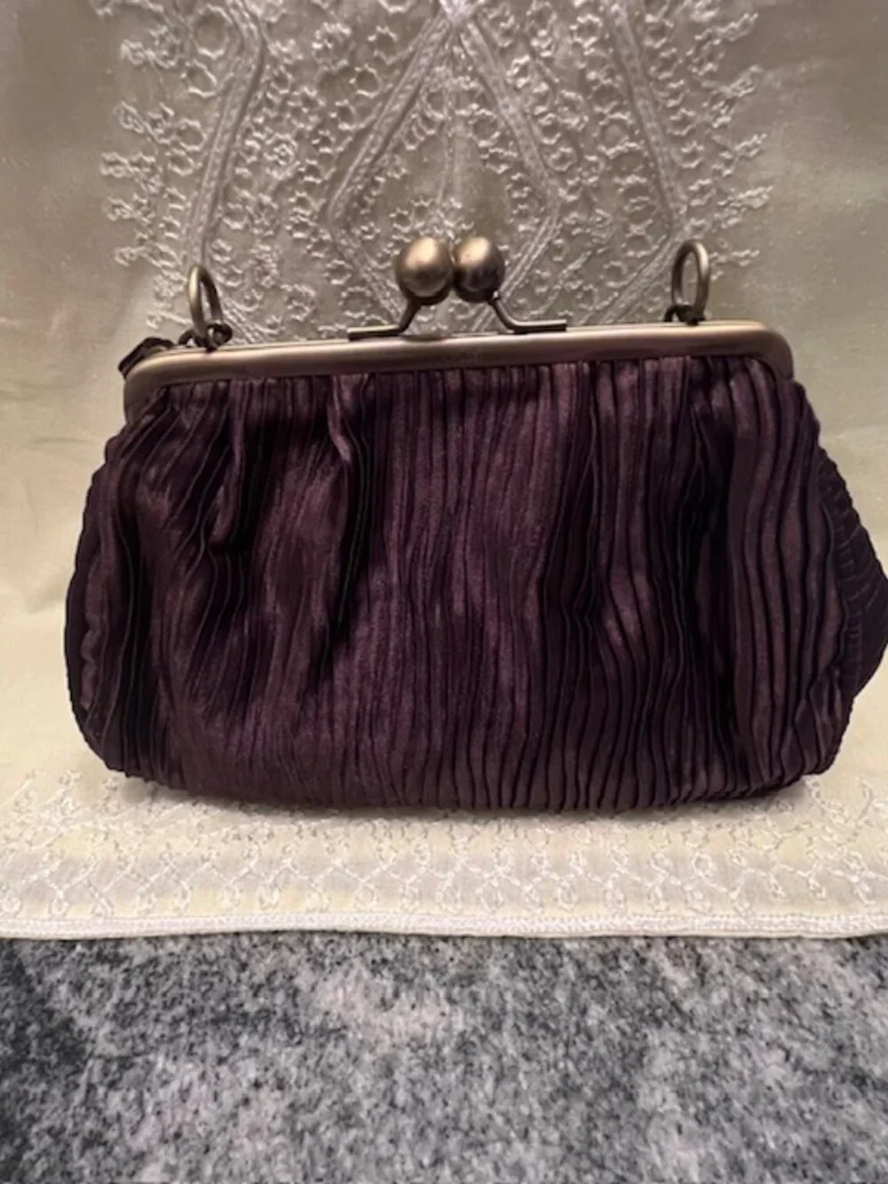 UNLISTED Kenneth‎ Cole vintage-style satin brown clutch metal frame ball clasp